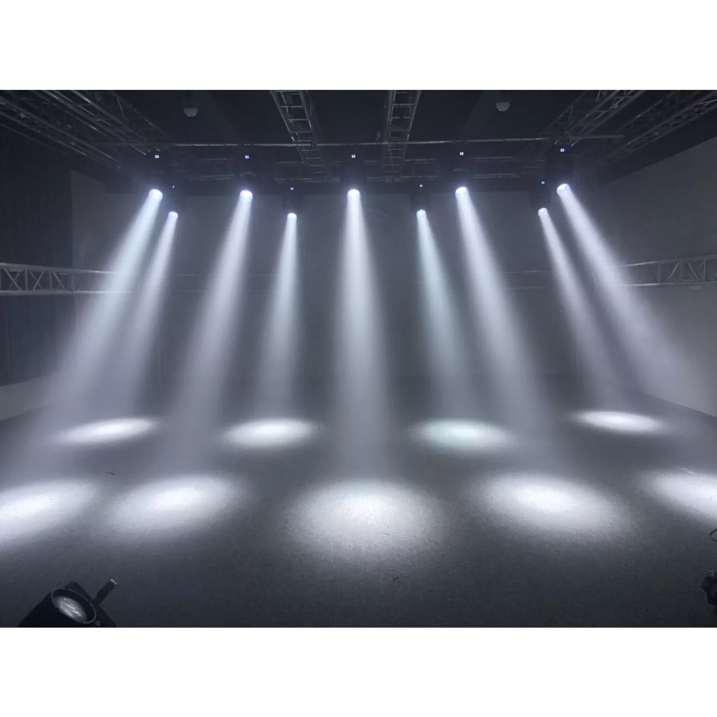 MOVING HEAD BEAM 260W