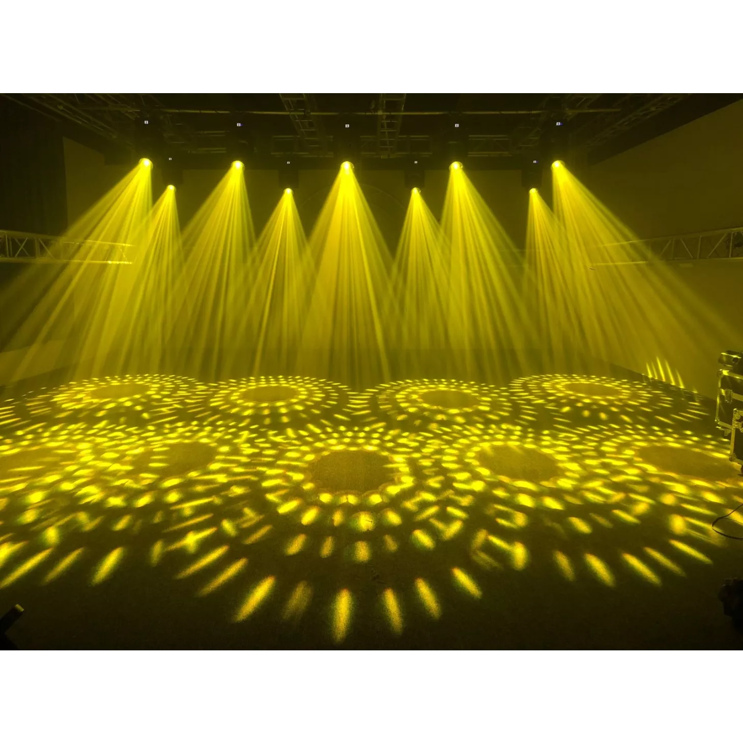 MOVING HEAD BEAM 260W