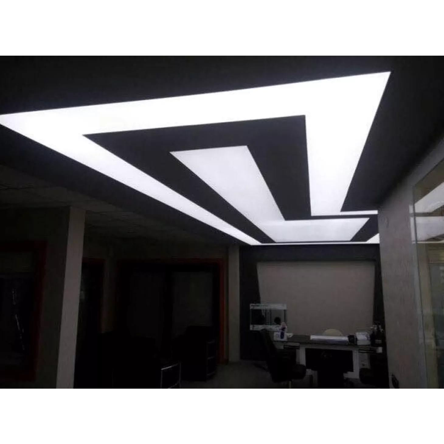 TRẦN ÁNH SÁNG TRẮNG - MẪU 6